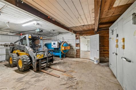 6203 32nd Avenue Shellsburg IA 52332