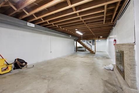 2609 1st Avenue SW Cedar Rapids IA 52404