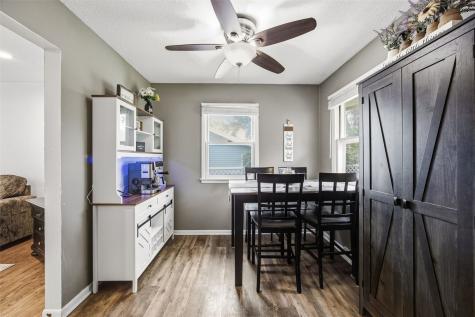 1648 24th Street NW Cedar Rapids IA 52405