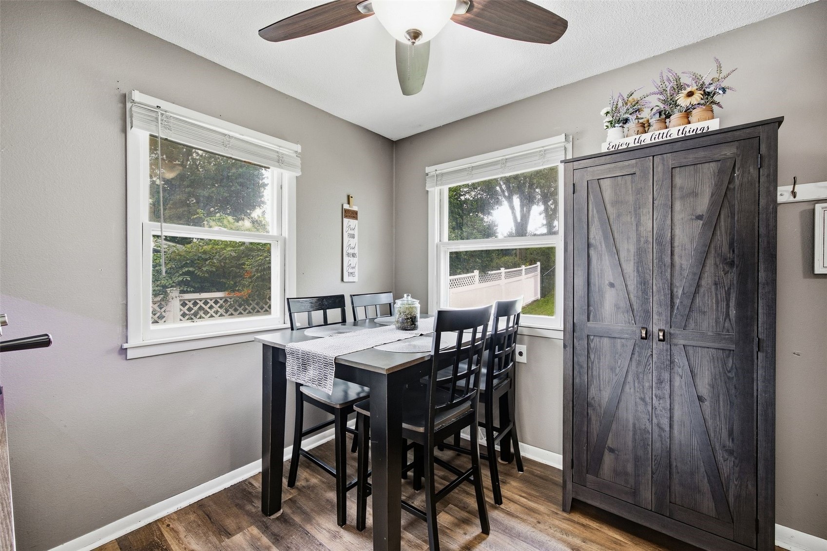 1648 24th Street NW Cedar Rapids IA 52405
