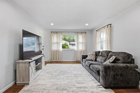 1648 24th Street NW Cedar Rapids IA 52405