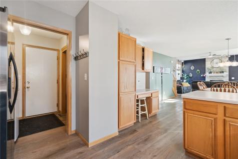 7113 West Park Road NE Cedar Rapids IA 52402