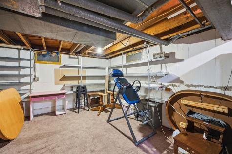 1225 29th Street NE Cedar Rapids IA 52402