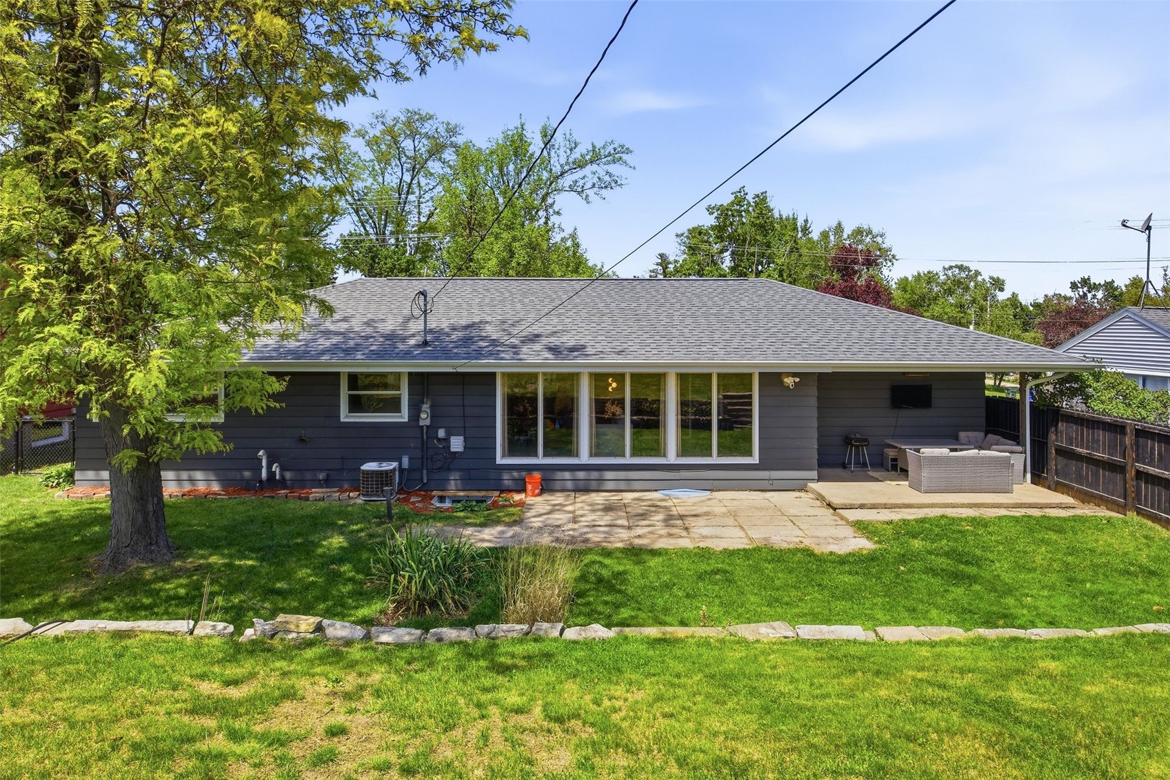 1225 29th Street NE Cedar Rapids IA 52402