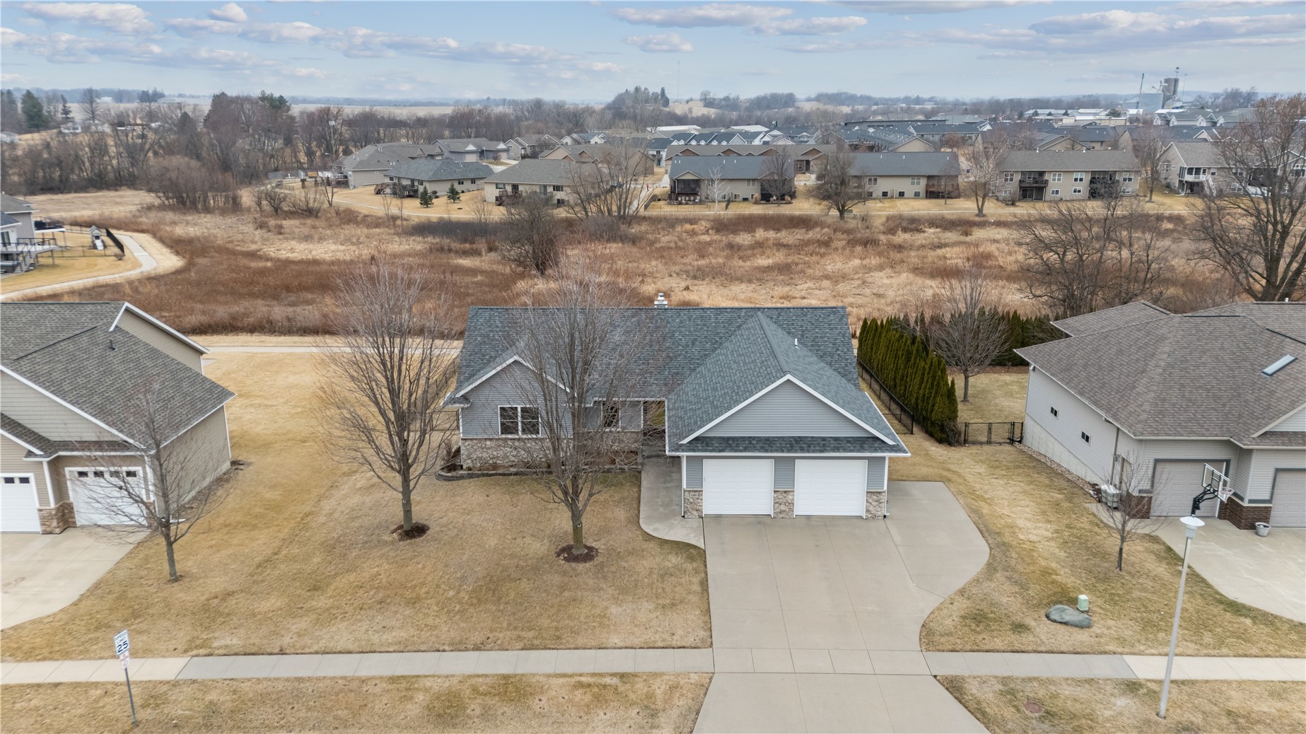 1101 Wood Lily Road Solon IA 52333