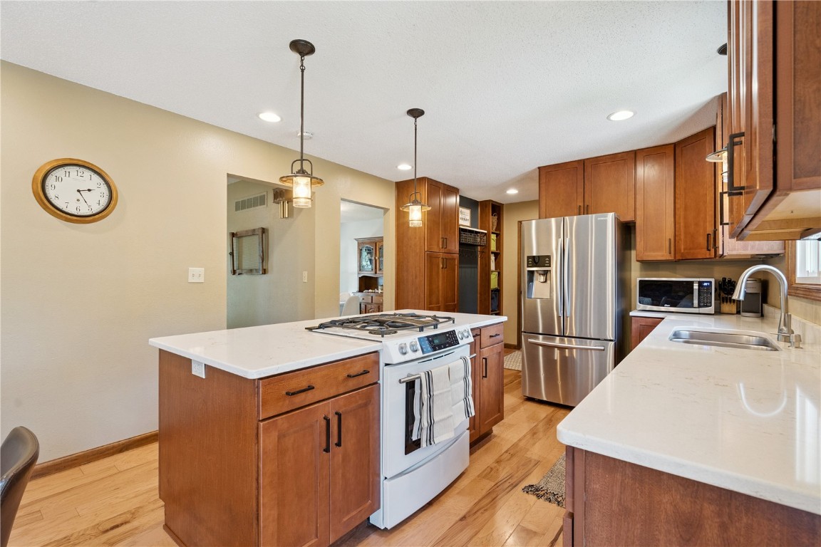 416 Lawndale Drive Cedar Rapids IA 52403