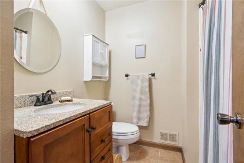 416 Lawndale Drive Cedar Rapids IA 52403