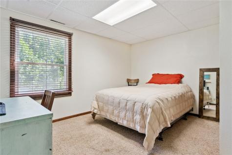 416 Lawndale Drive Cedar Rapids IA 52403
