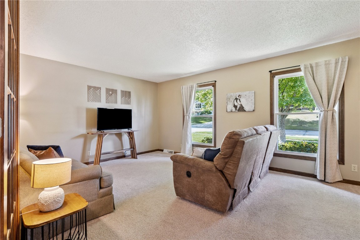 416 Lawndale Drive Cedar Rapids IA 52403