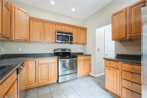 531 10th Street SW Cedar Rapids IA 52404