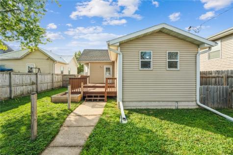 531 10th Street SW Cedar Rapids IA 52404