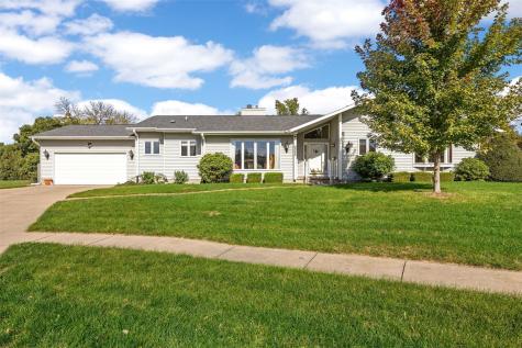 2255 Windsor Court Marion IA 52302