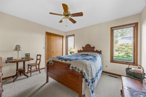 2255 Windsor Court Marion IA 52302