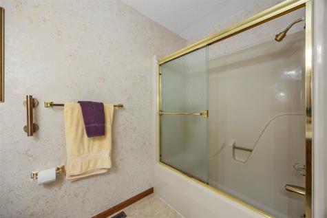 2255 Windsor Court Marion IA 52302