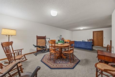 2255 Windsor Court Marion IA 52302