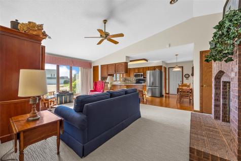 2255 Windsor Court Marion IA 52302