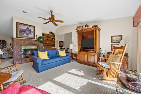 2255 Windsor Court Marion IA 52302
