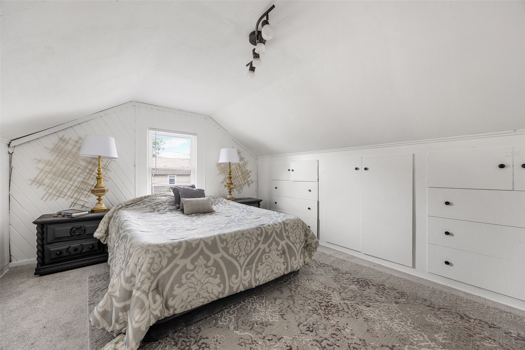 1933 Higley Avenue SE Cedar Rapids IA 52403