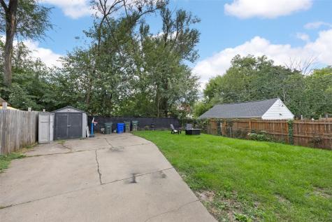 1933 Higley Avenue SE Cedar Rapids IA 52403