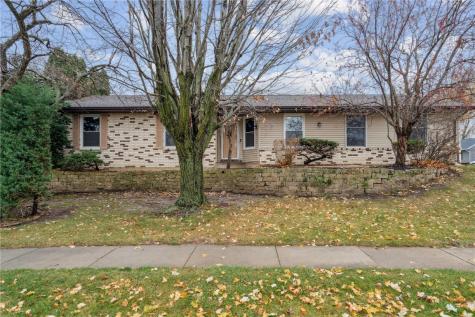 1626 Homewood Lane NE Cedar Rapids IA 52402