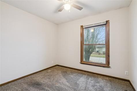 1626 Homewood Lane NE Cedar Rapids IA 52402