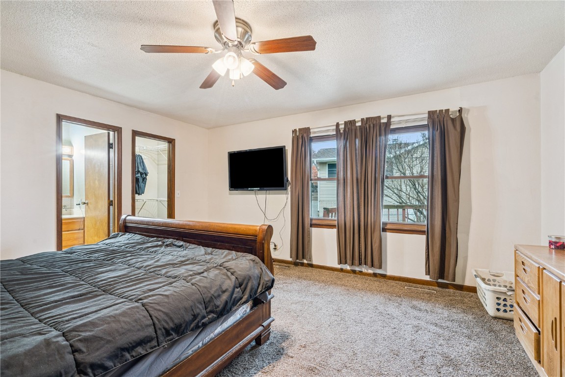 1626 Homewood Lane NE Cedar Rapids IA 52402