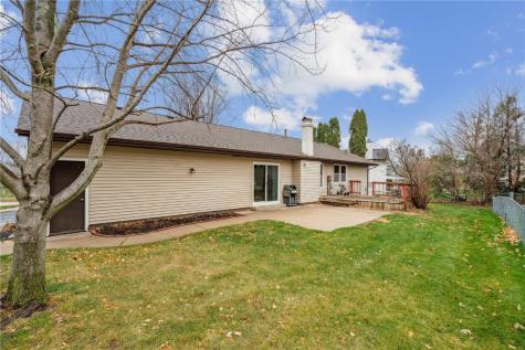 1626 Homewood Lane NE Cedar Rapids IA 52402