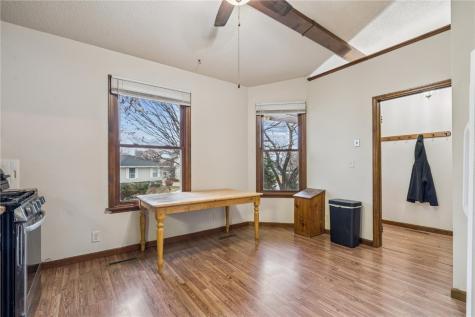 1626 Homewood Lane NE Cedar Rapids IA 52402