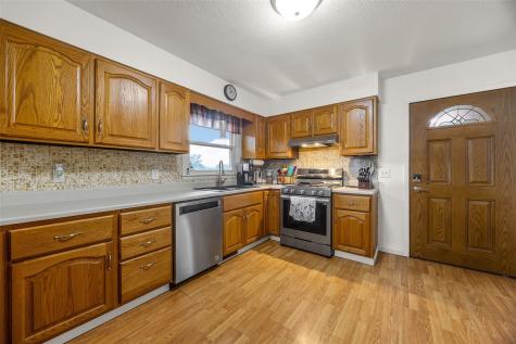 402 N Ford Street Anamosa IA 52205