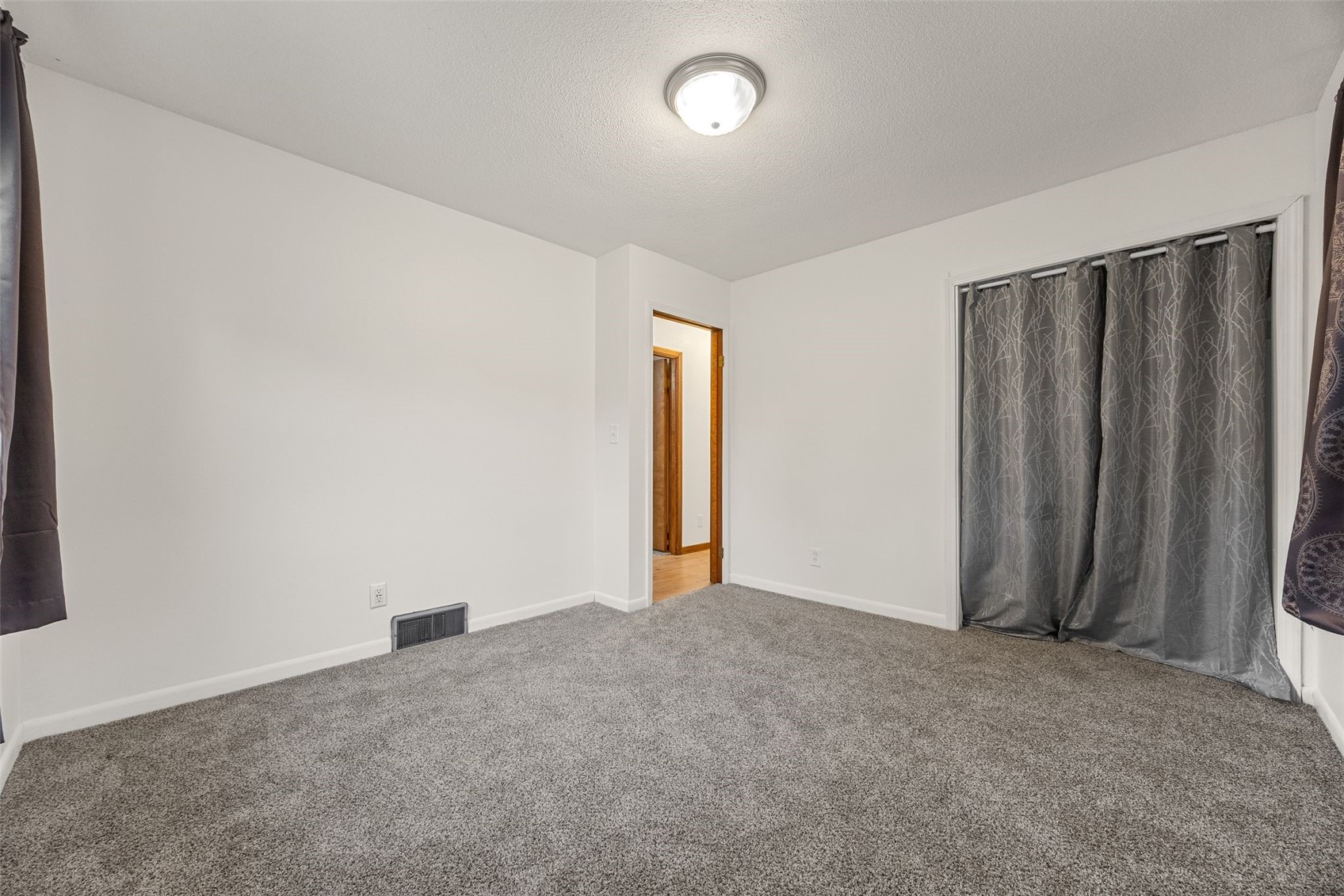 402 N Ford Street Anamosa IA 52205