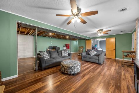 402 N Ford Street Anamosa IA 52205