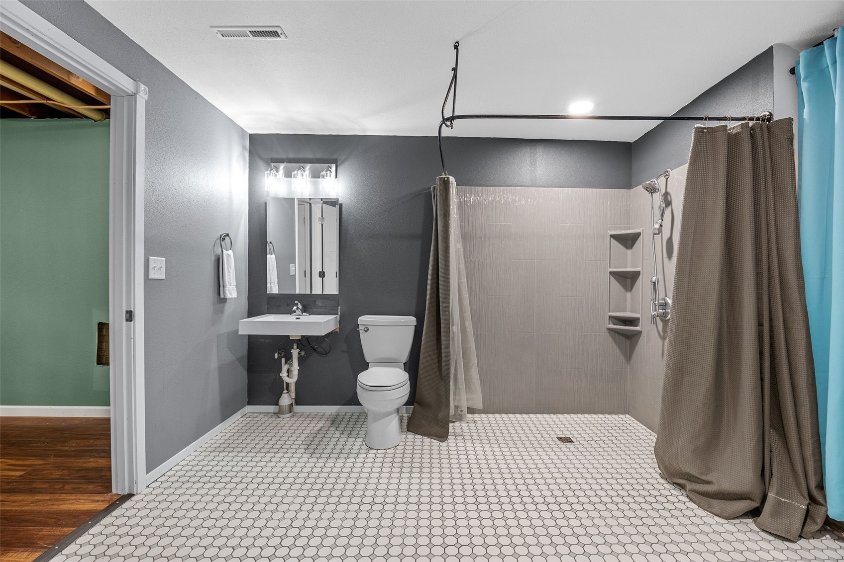 402 N Ford Street Anamosa IA 52205