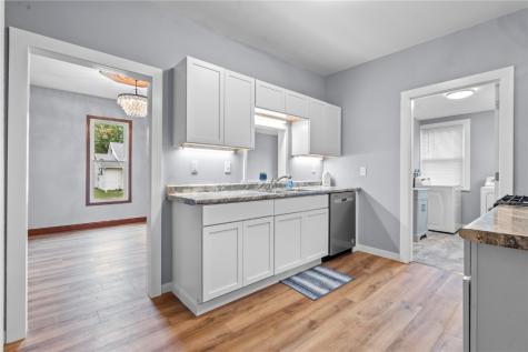 908 4th Avenue Vinton IA 52349