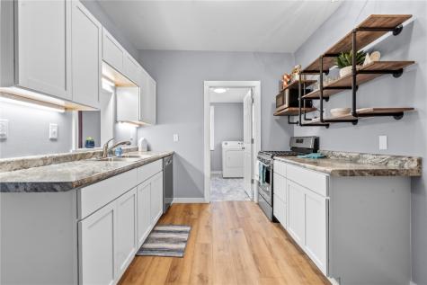 908 4th Avenue Vinton IA 52349