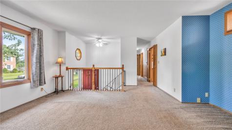 241 Norman Drive NE Cedar Rapids IA 52402
