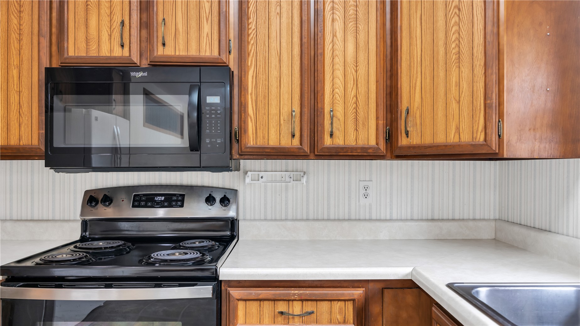 241 Norman Drive NE Cedar Rapids IA 52402