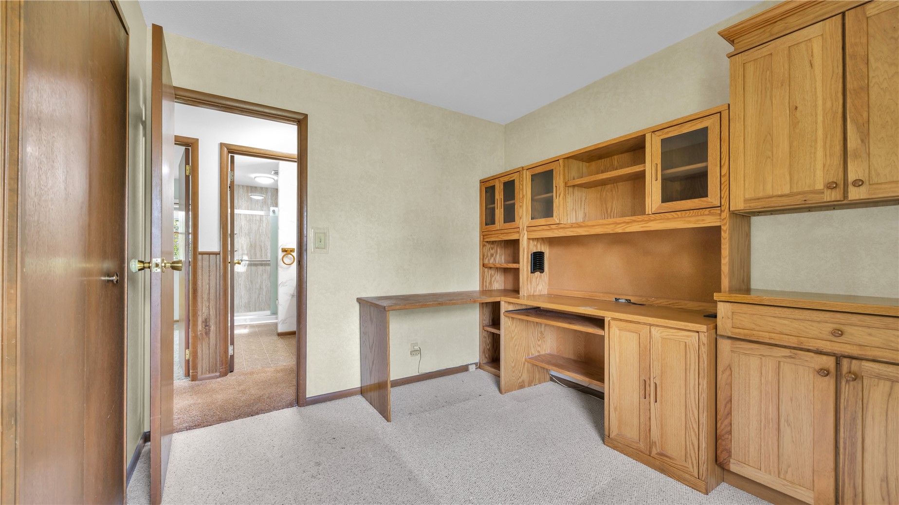 241 Norman Drive NE Cedar Rapids IA 52402