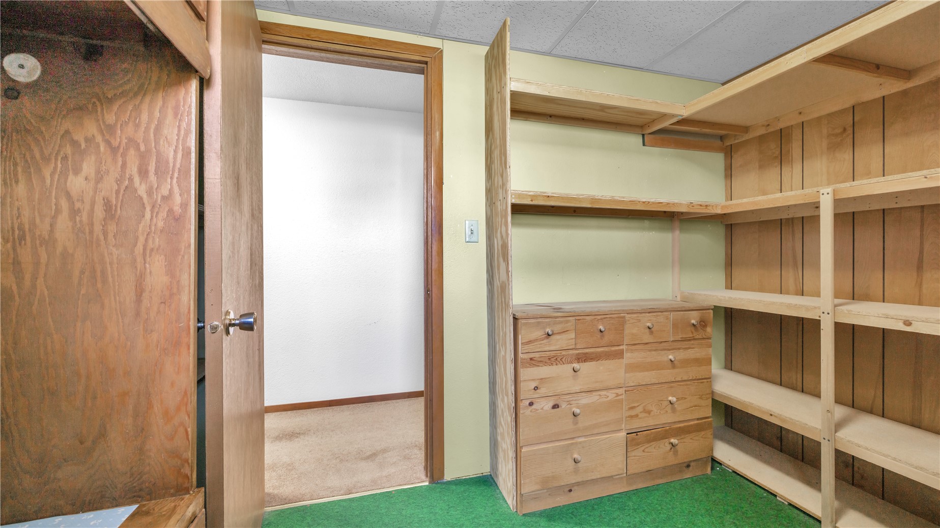 241 Norman Drive NE Cedar Rapids IA 52402