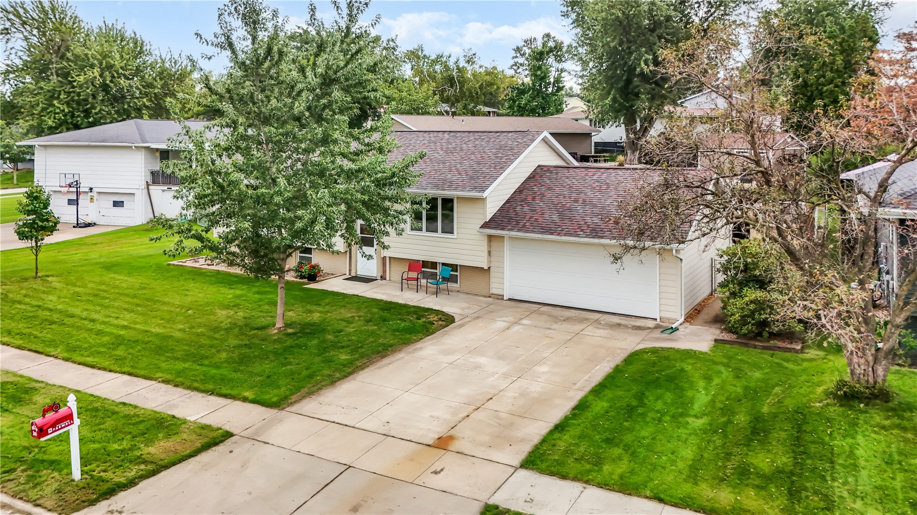 241 Norman Drive NE Cedar Rapids IA 52402