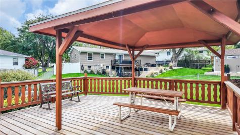 241 Norman Drive NE Cedar Rapids IA 52402