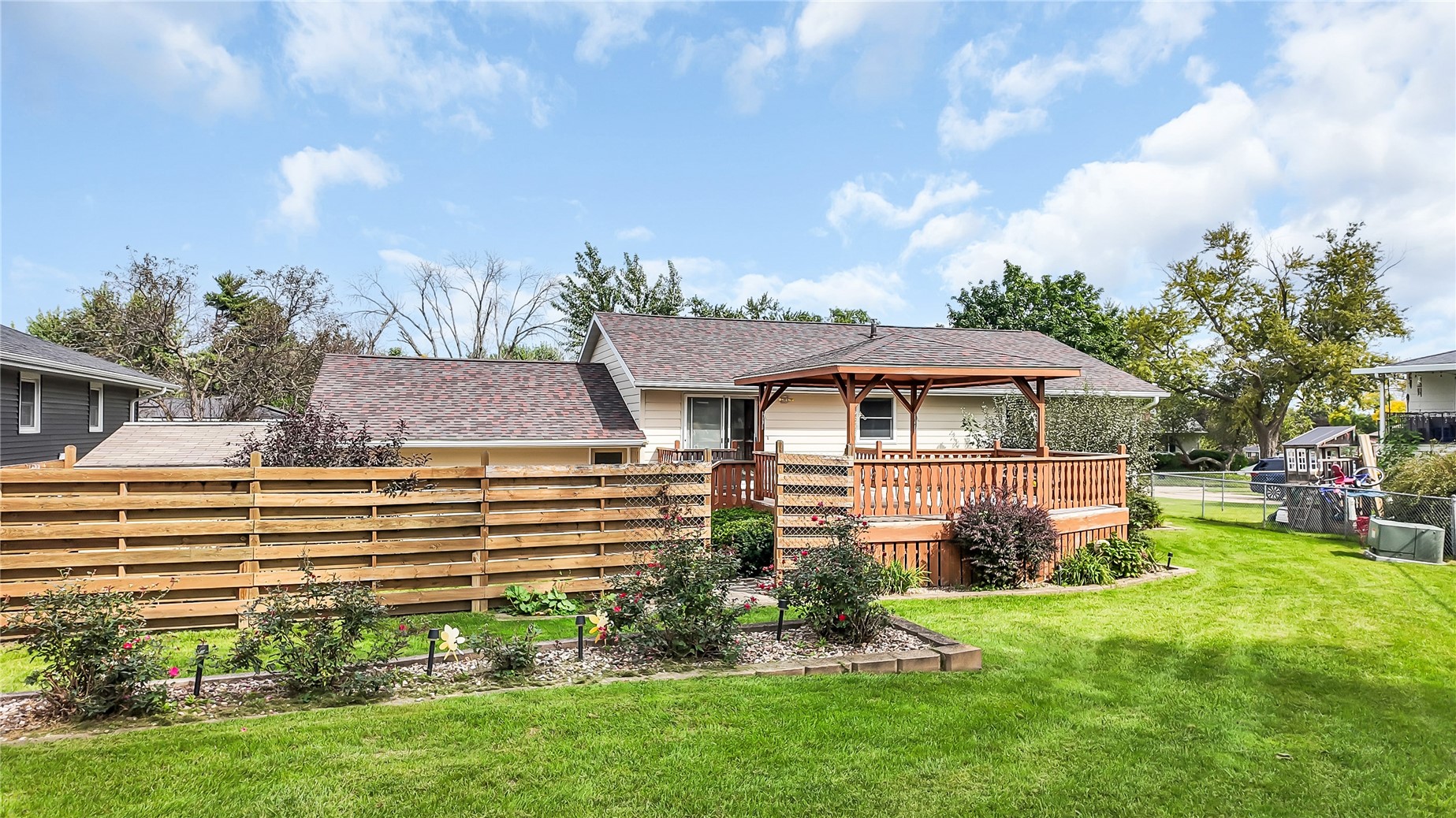 241 Norman Drive NE Cedar Rapids IA 52402