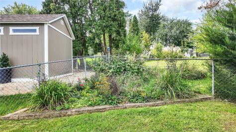 241 Norman Drive NE Cedar Rapids IA 52402