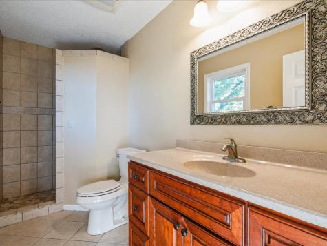 10101 Hall Road Cedar Rapids IA 52411
