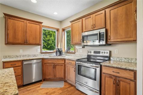 2395 Newcastle Road Marion IA 52302