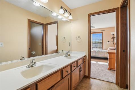2395 Newcastle Road Marion IA 52302