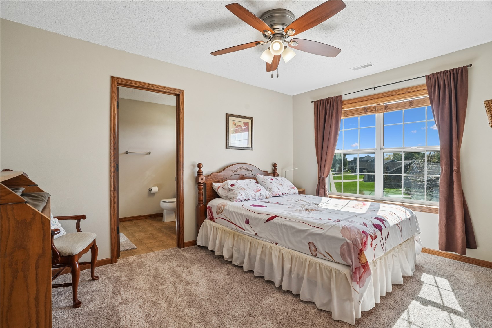 2395 Newcastle Marion IA 52302