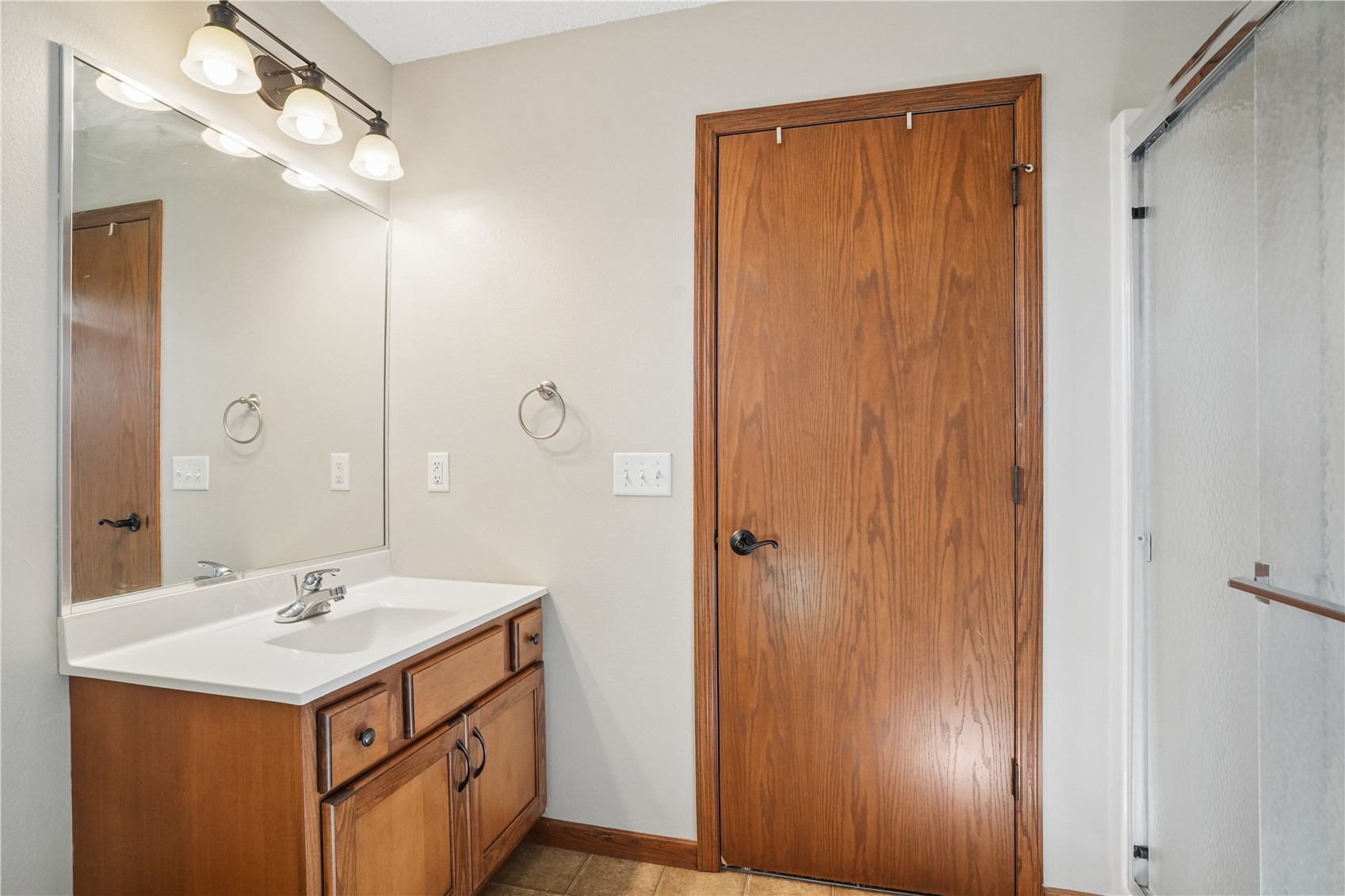 2395 Newcastle Marion IA 52302
