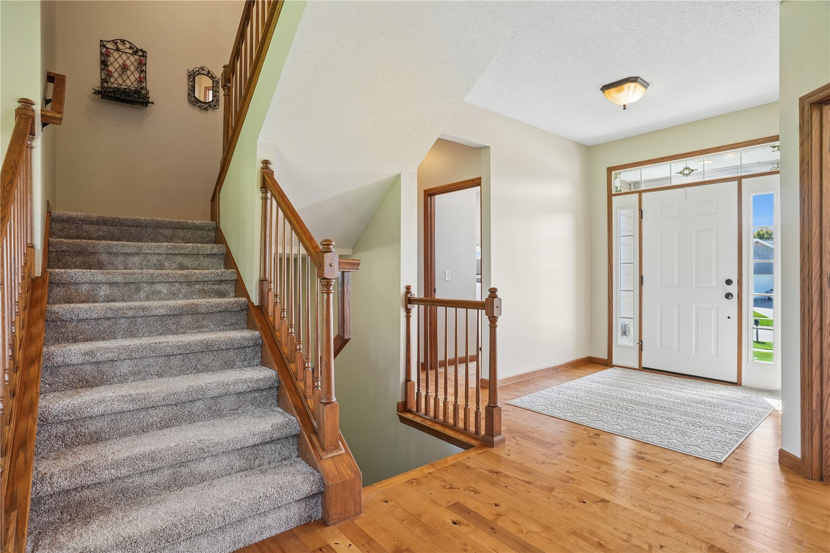 2395 Newcastle Marion IA 52302