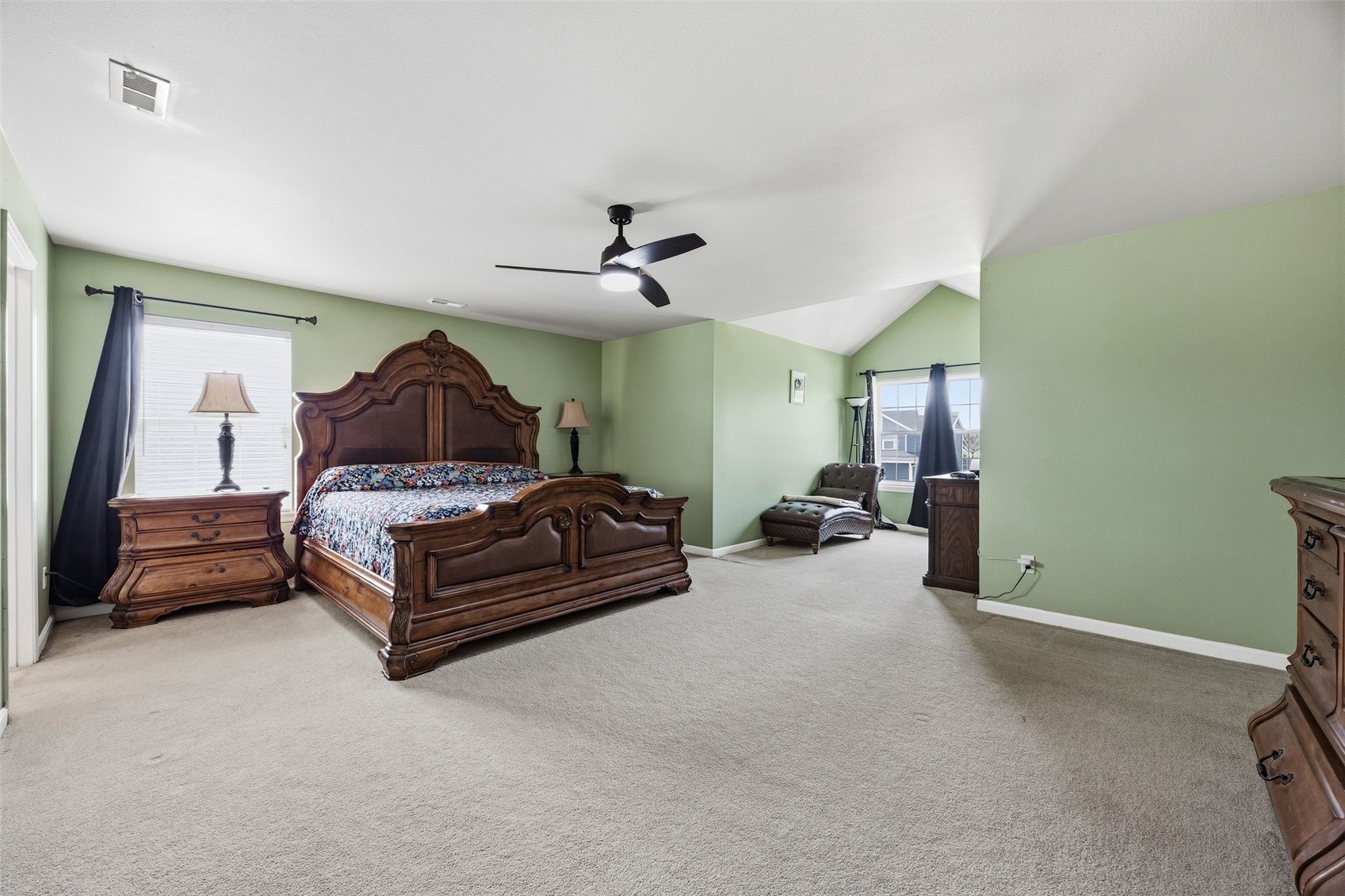 1945 41st Street Marion IA 52302