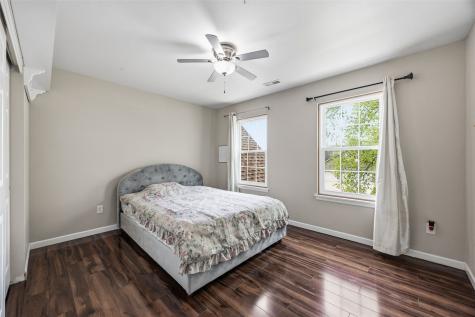 1945 41st Street Marion IA 52302